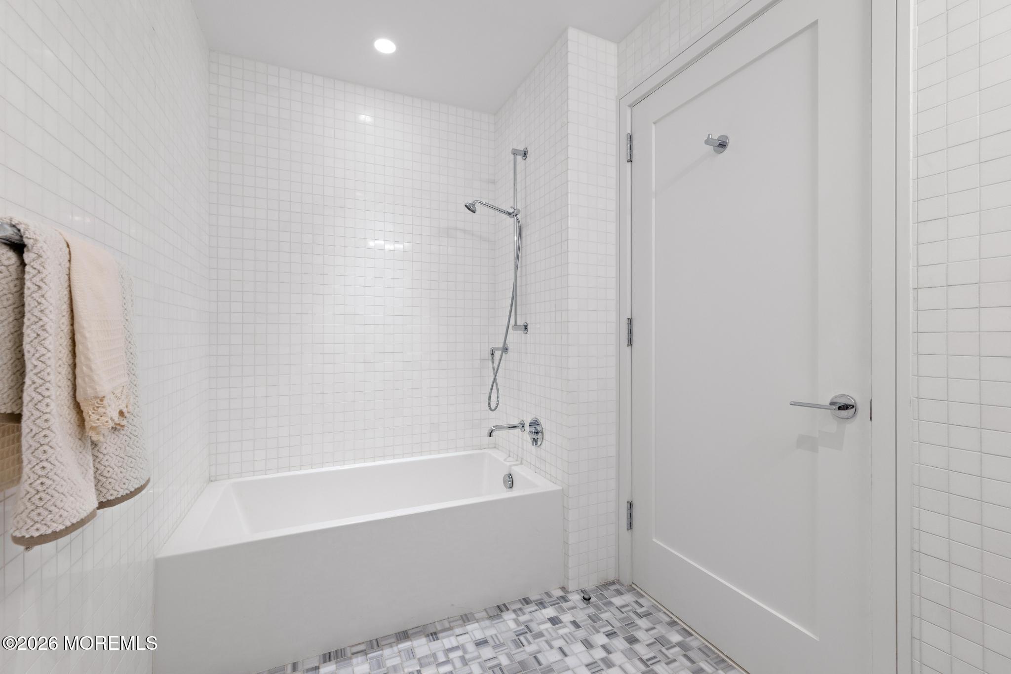 20 Melrose Terrace 607