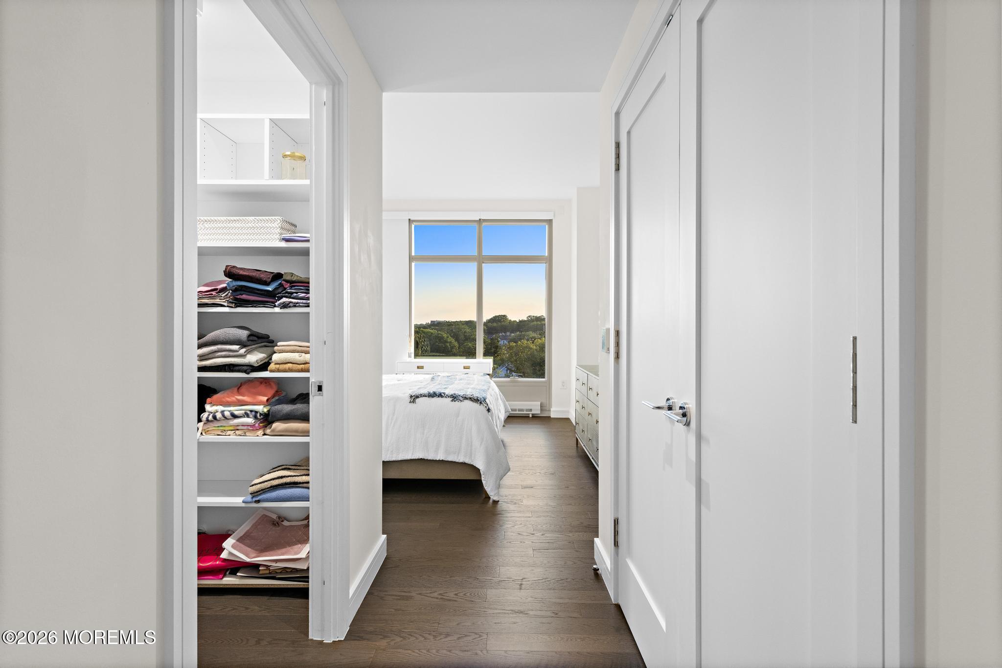 15 Morris Avenue 401