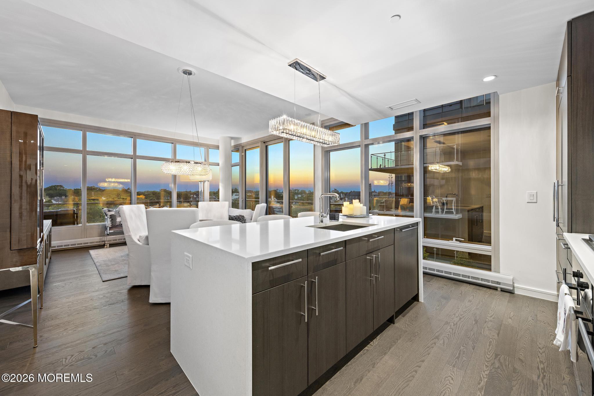 15 Morris Avenue 401