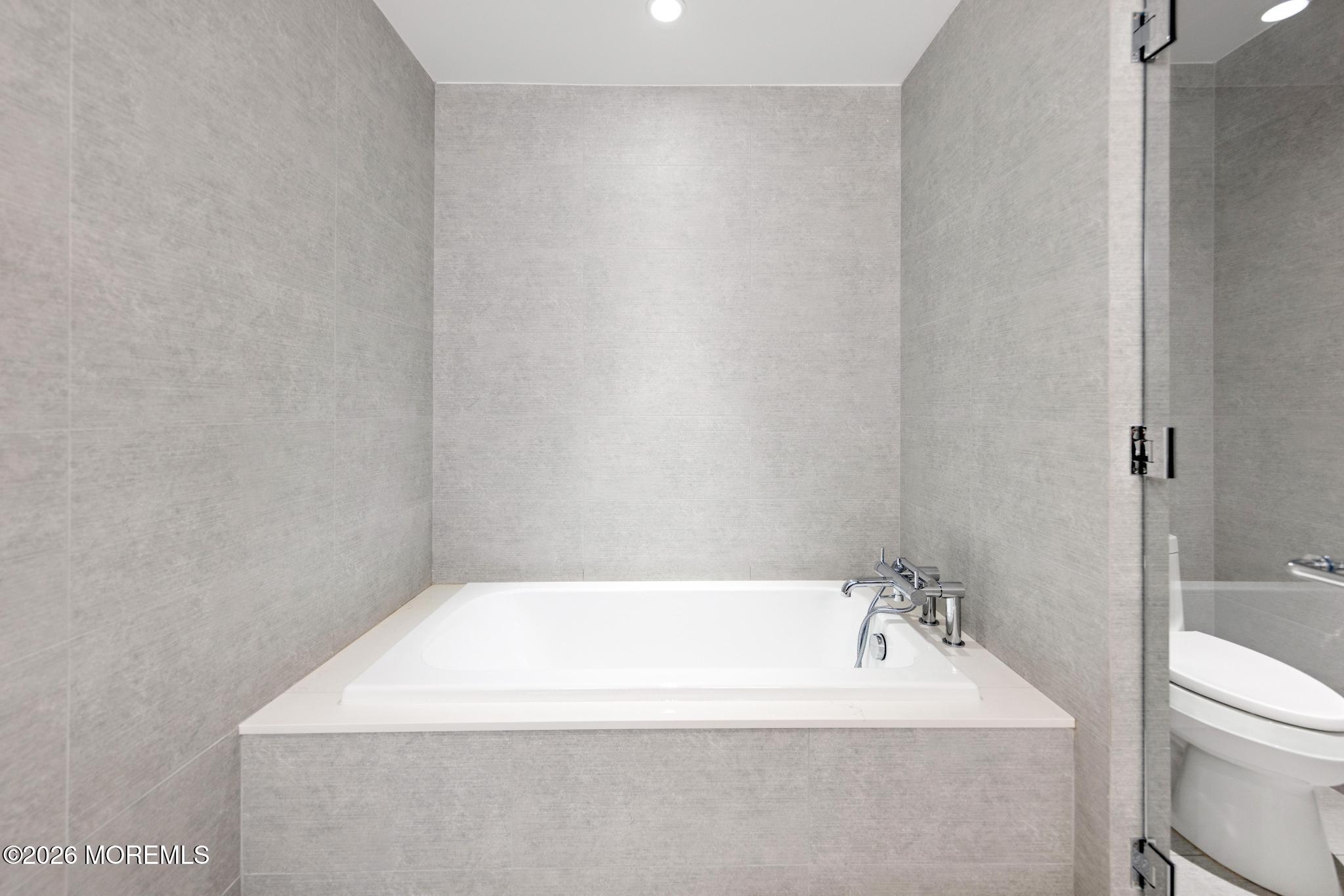 30 Melrose Terrace 304