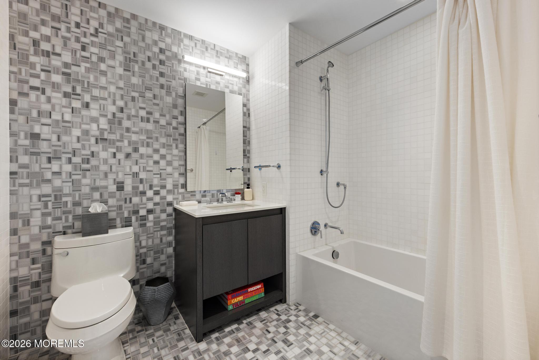 30 Melrose Terrace 216
