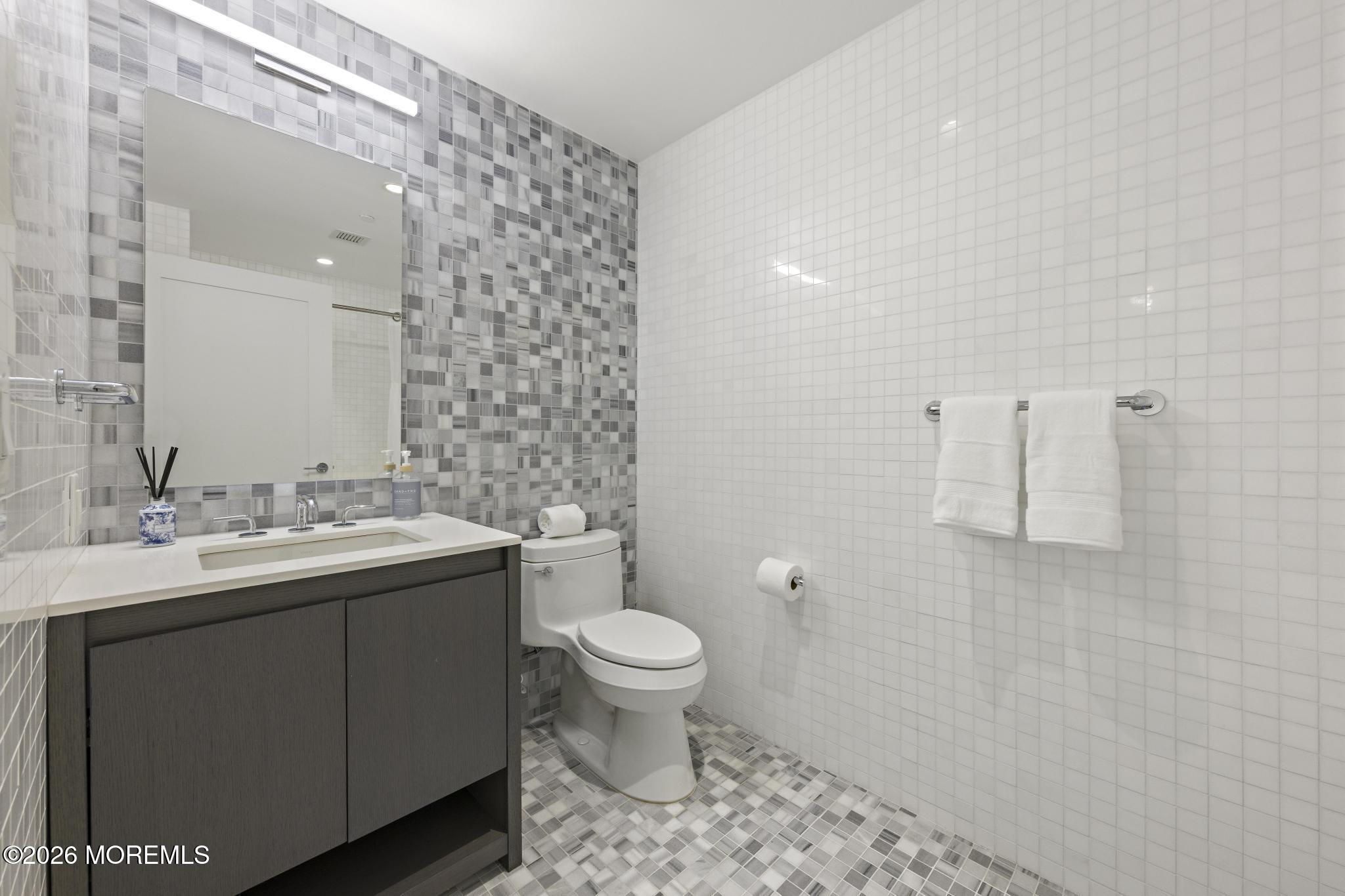 30 Melrose Terrace 518