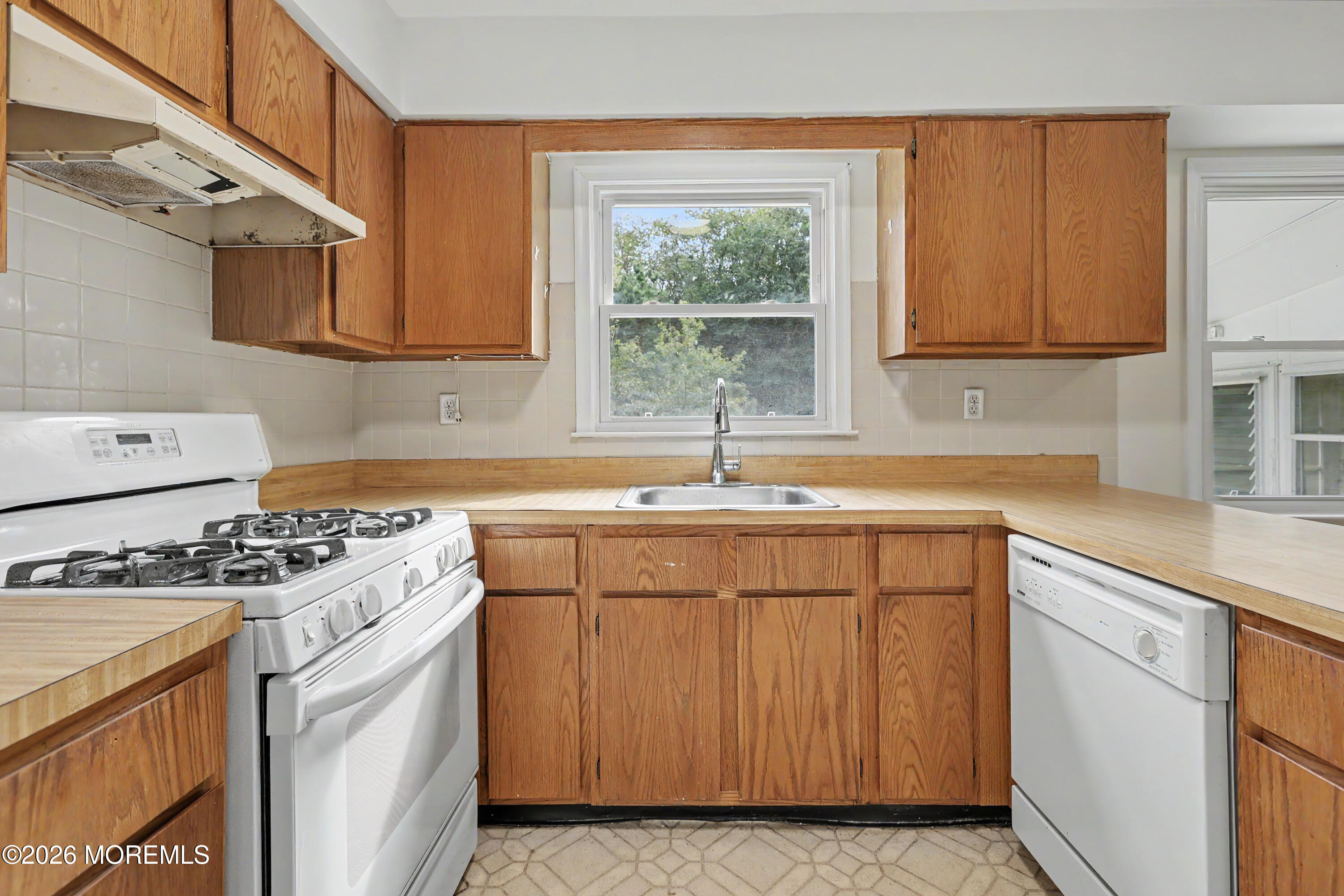 1075 Torremolinos Court