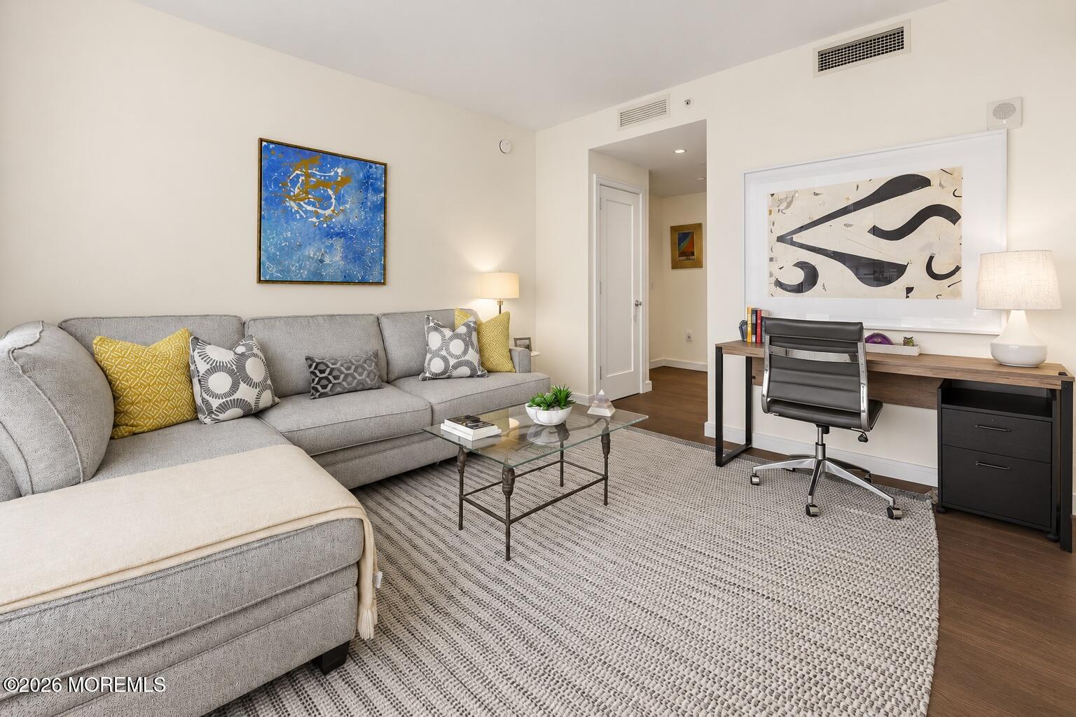 15 Morris Avenue 218