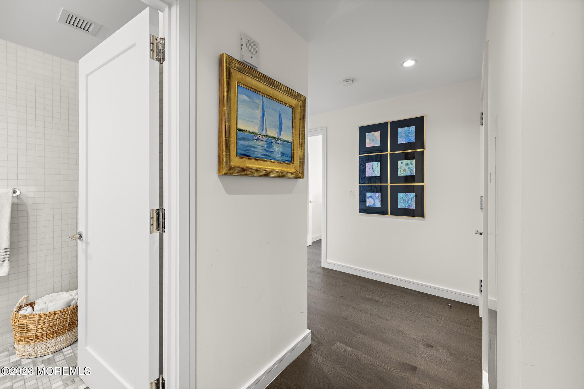 15 Morris Avenue 218