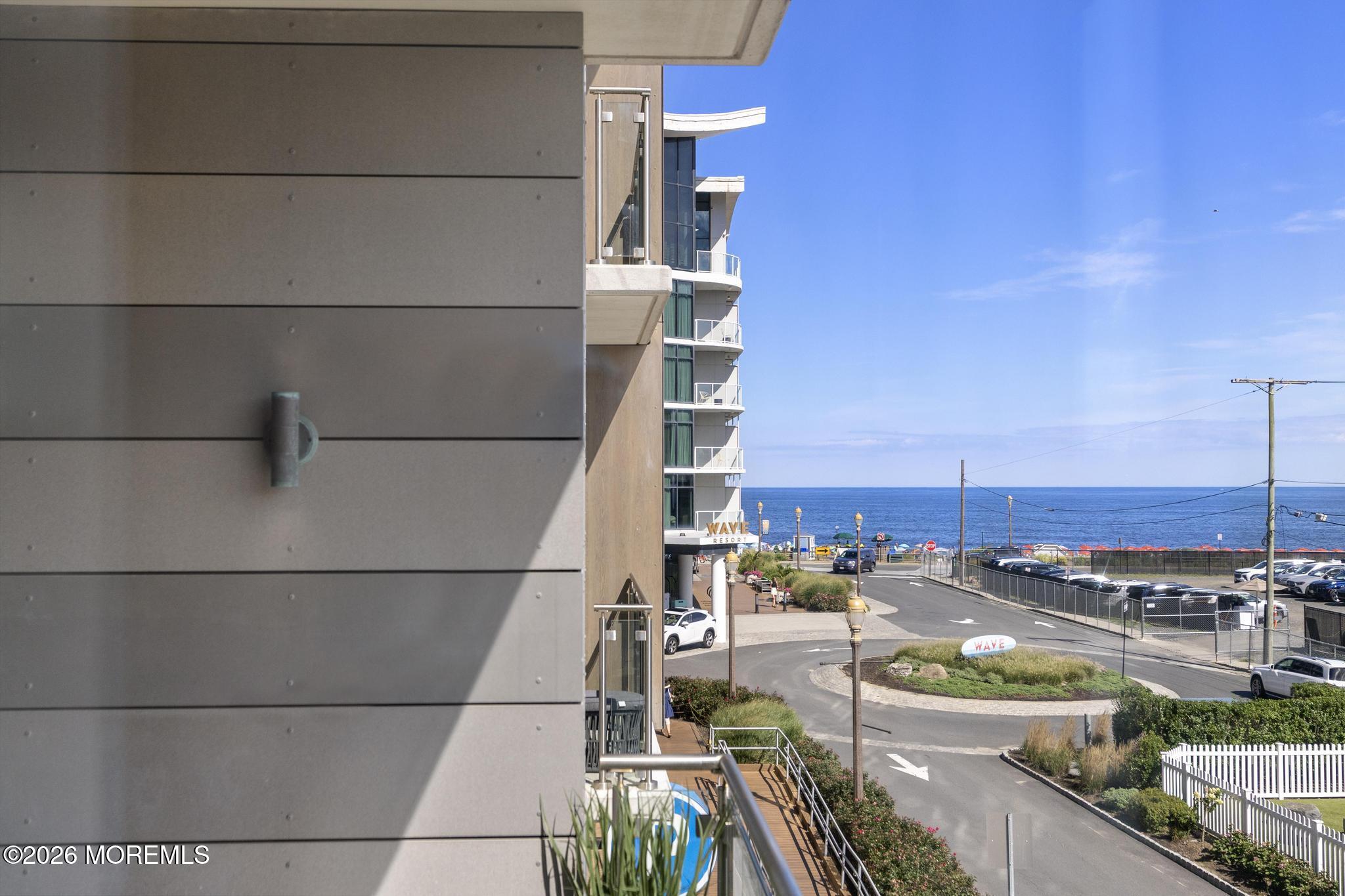 15 Morris Avenue 218
