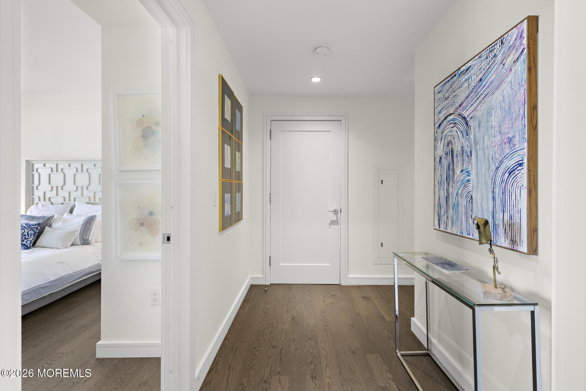 15 Morris Avenue 218