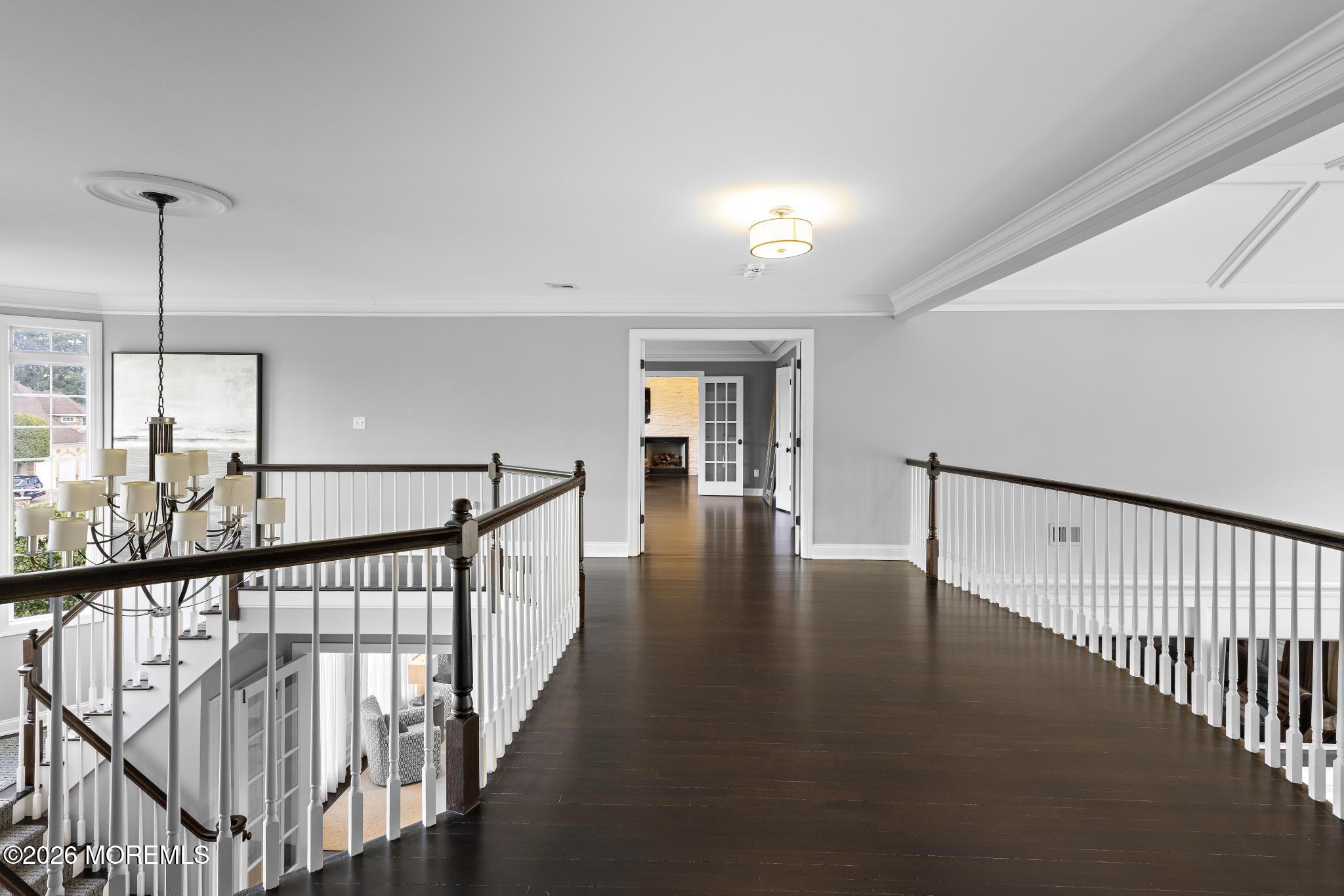 2 Topaz Court