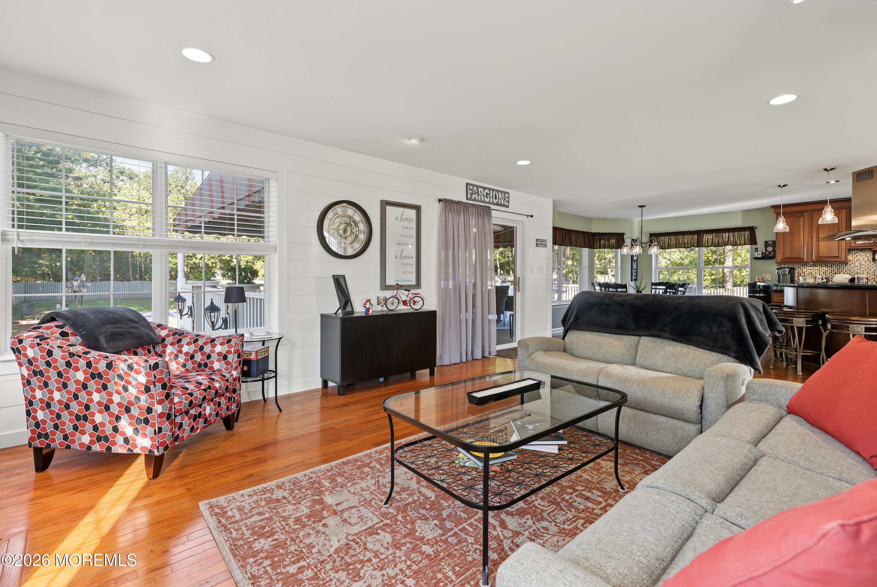 611 Winterberry Boulevard