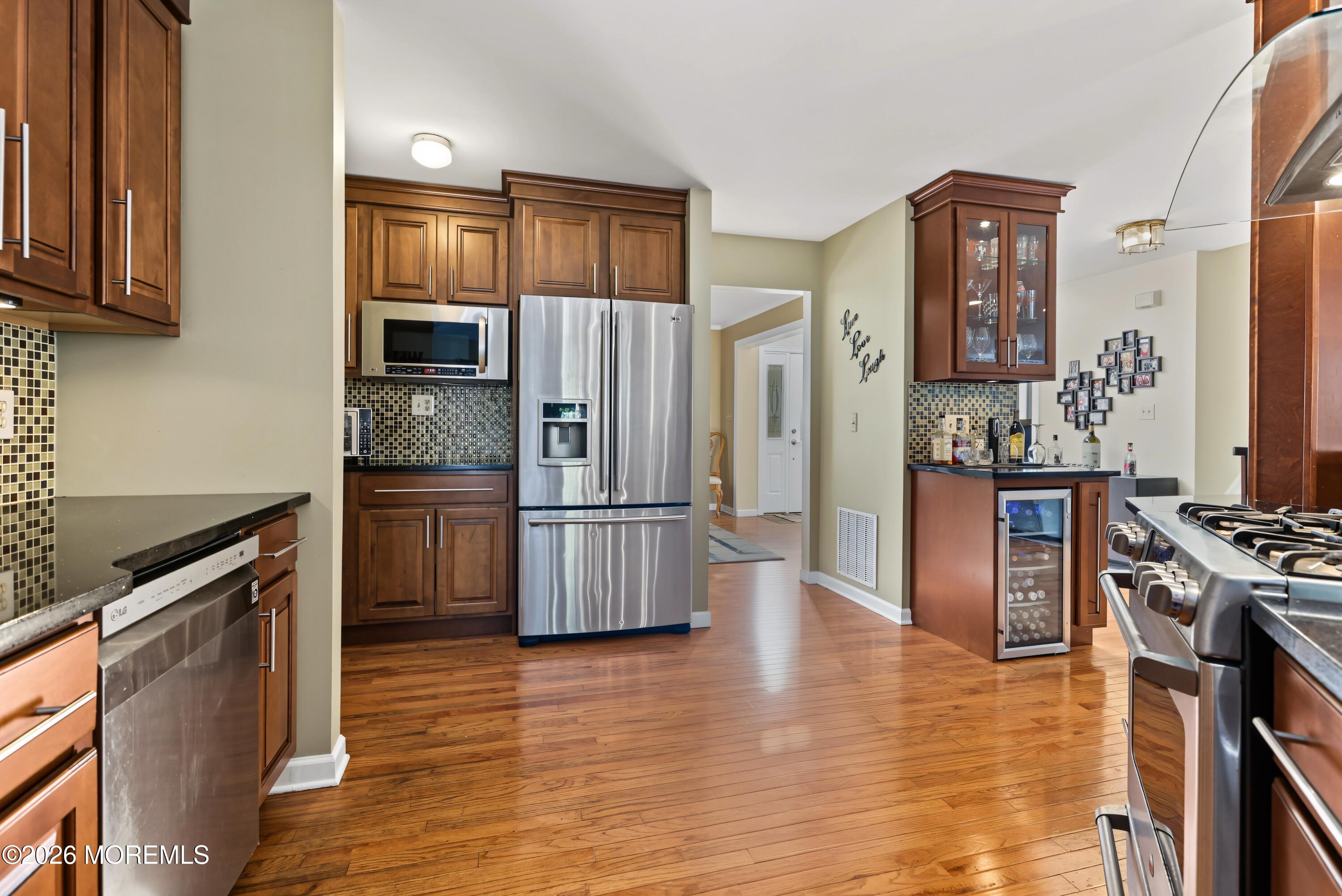 611 Winterberry Boulevard