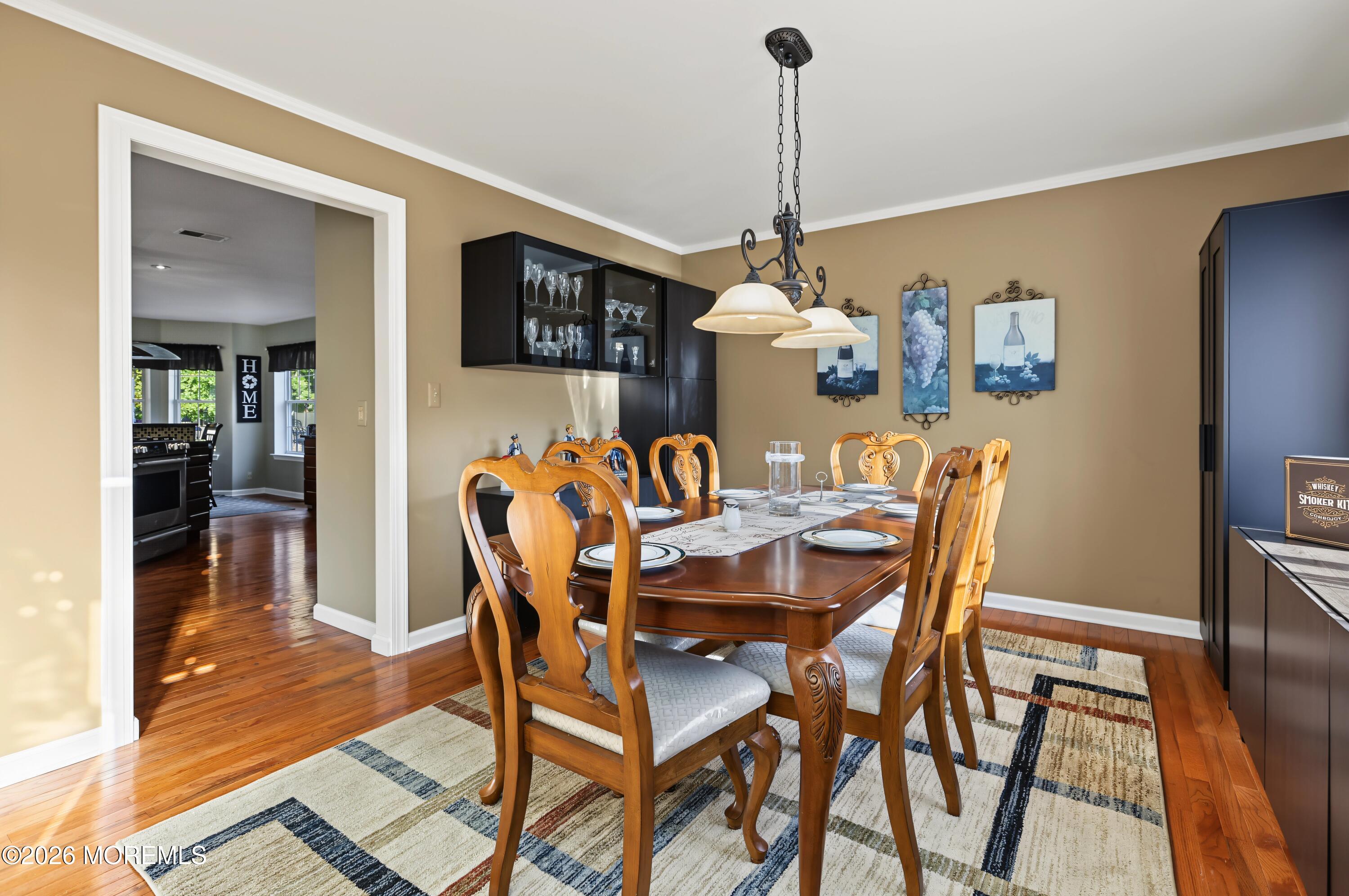 611 Winterberry Boulevard