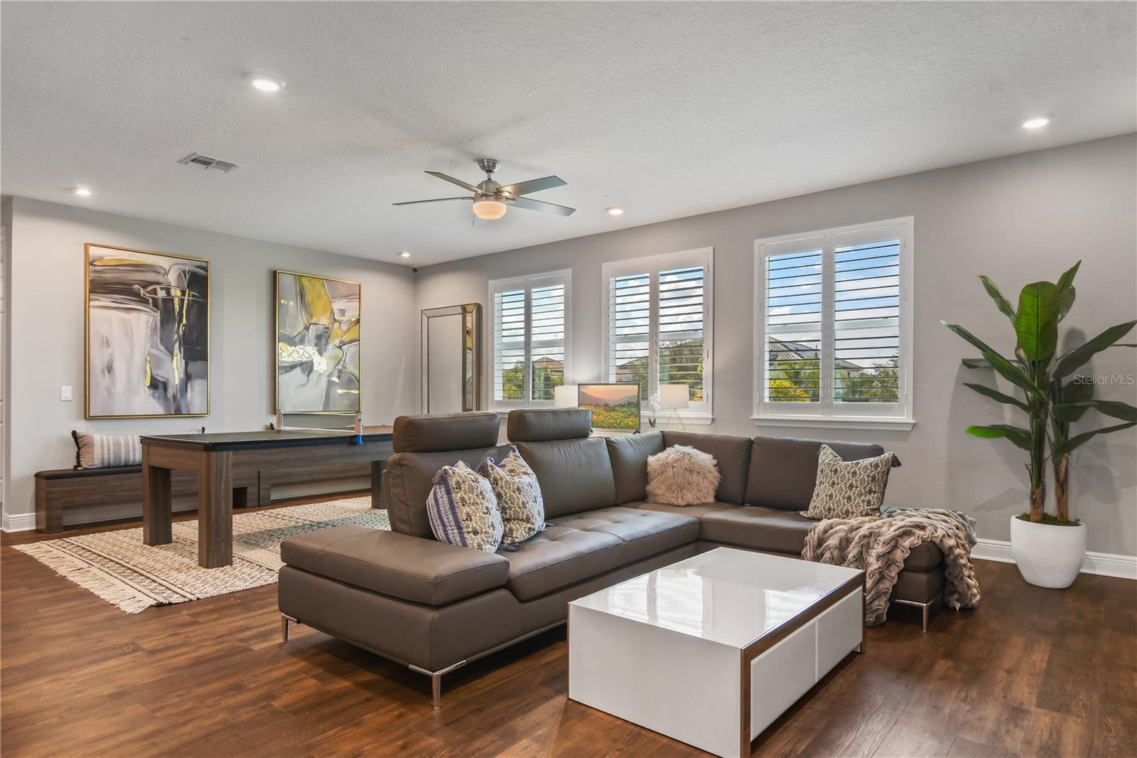 8300 LUDINGTON CIR