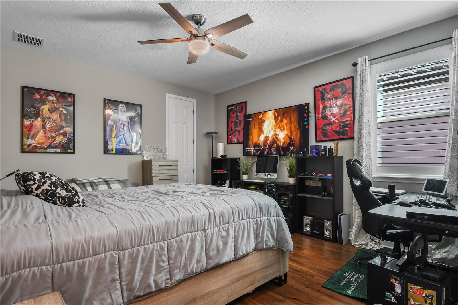 8300 LUDINGTON CIR