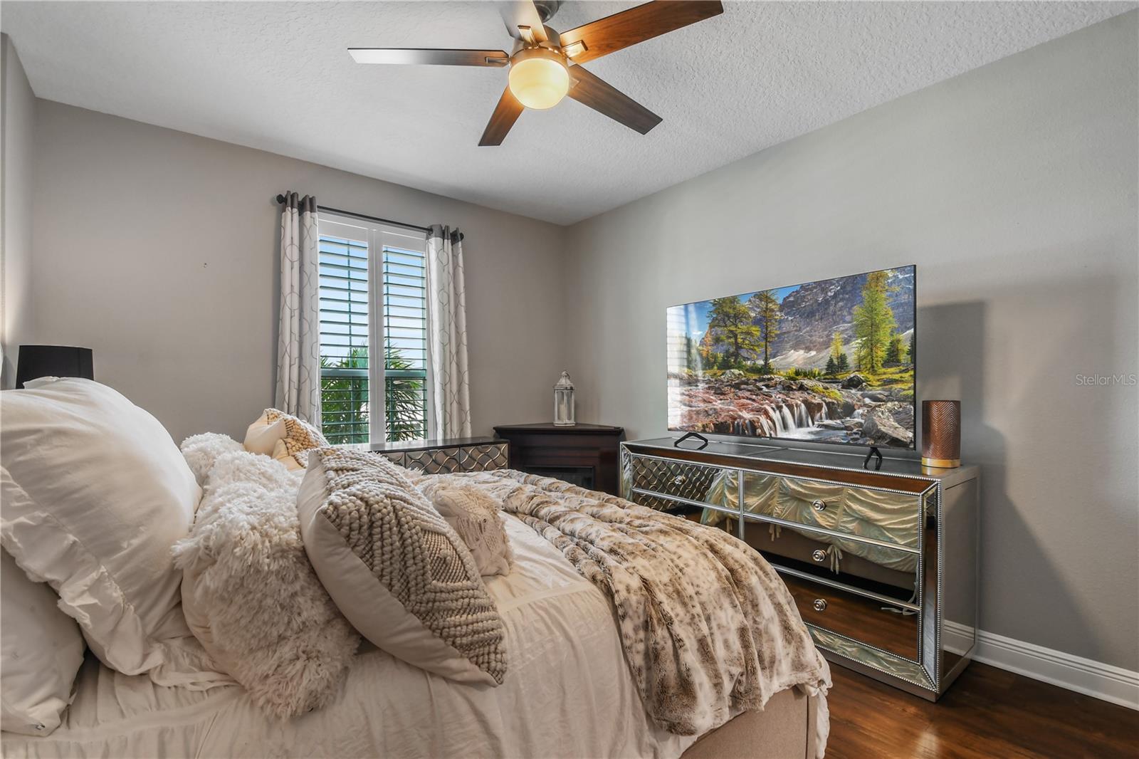 8300 LUDINGTON CIR