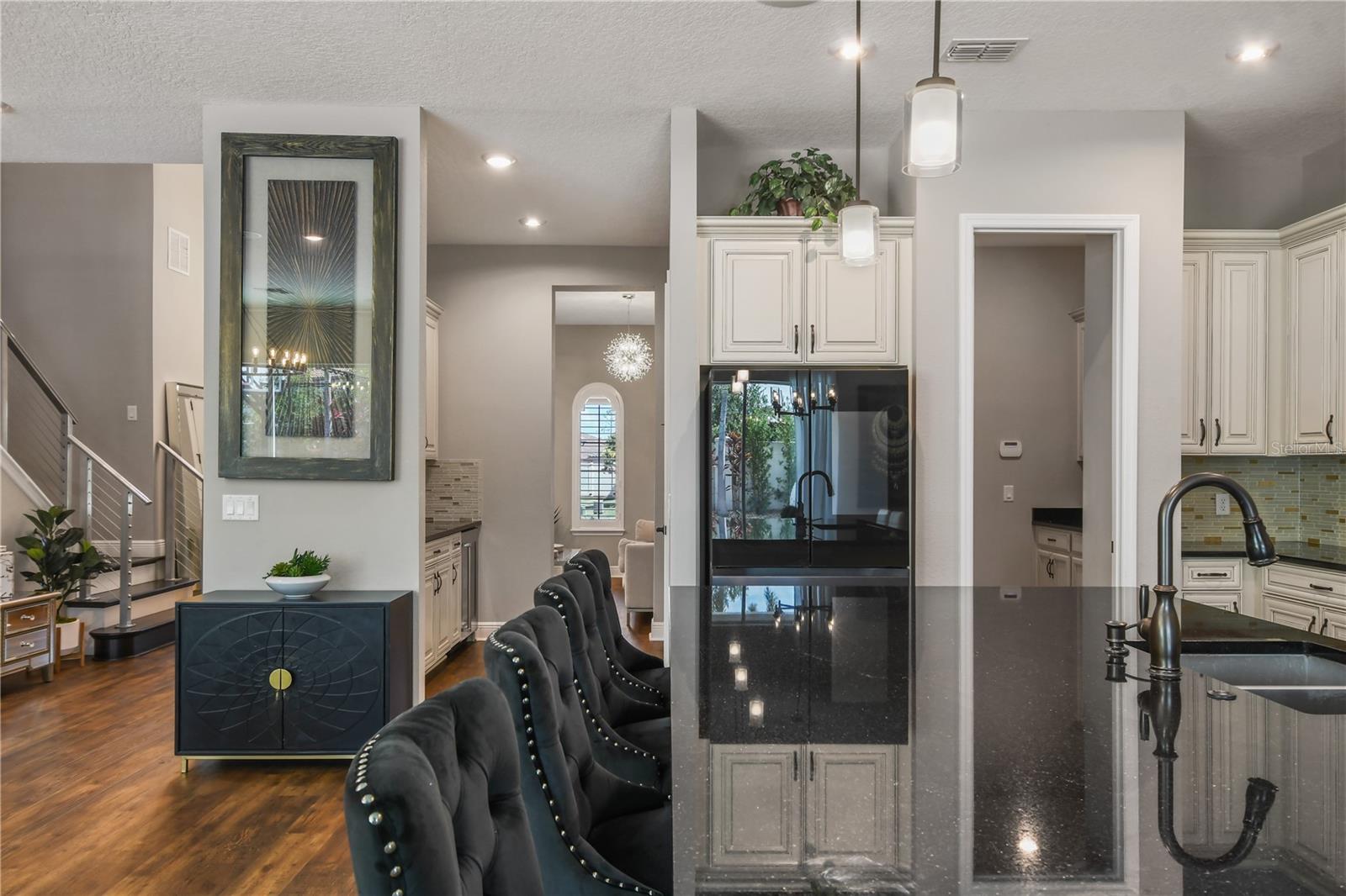 8300 LUDINGTON CIR