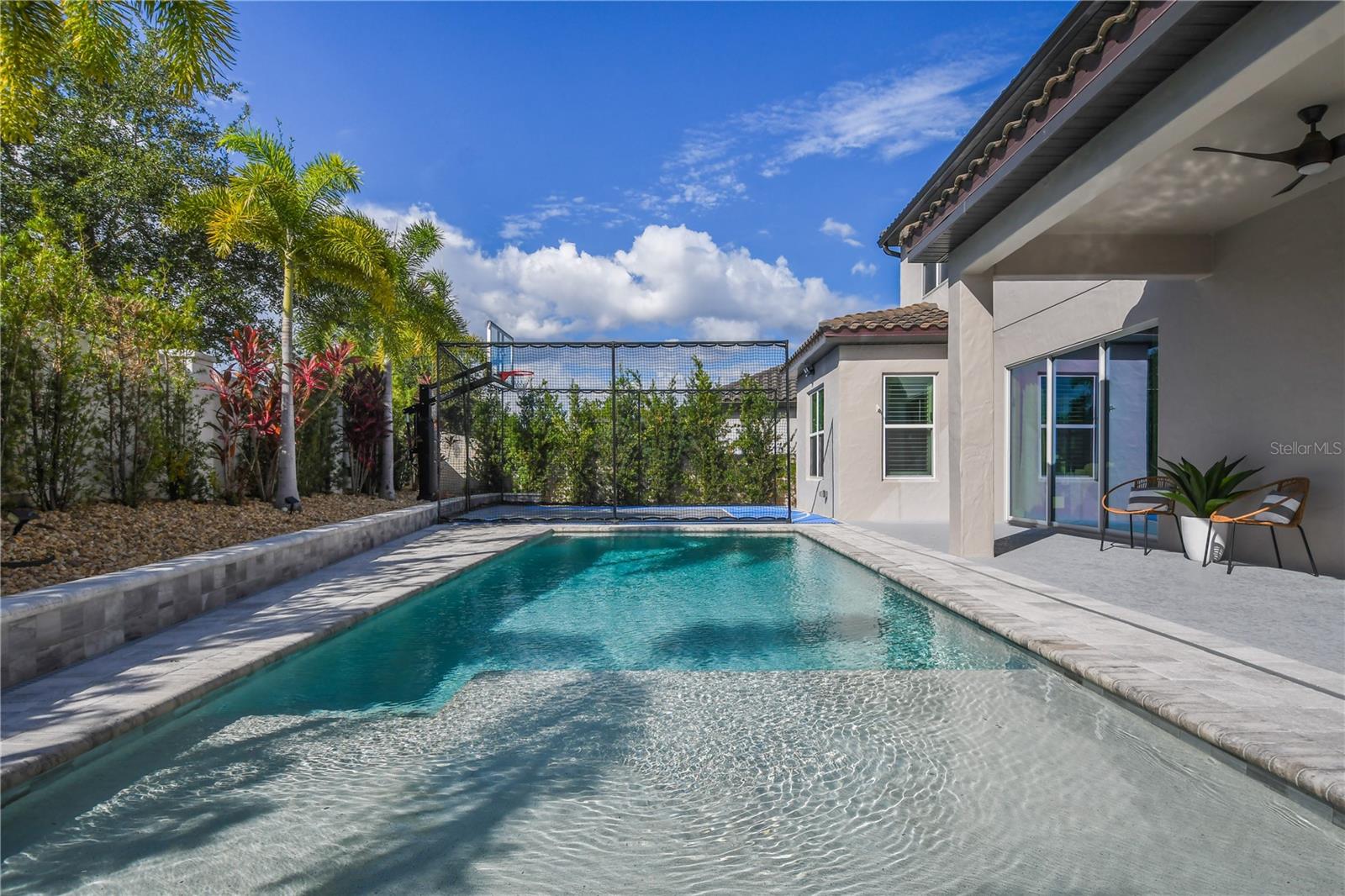 8300 LUDINGTON CIR