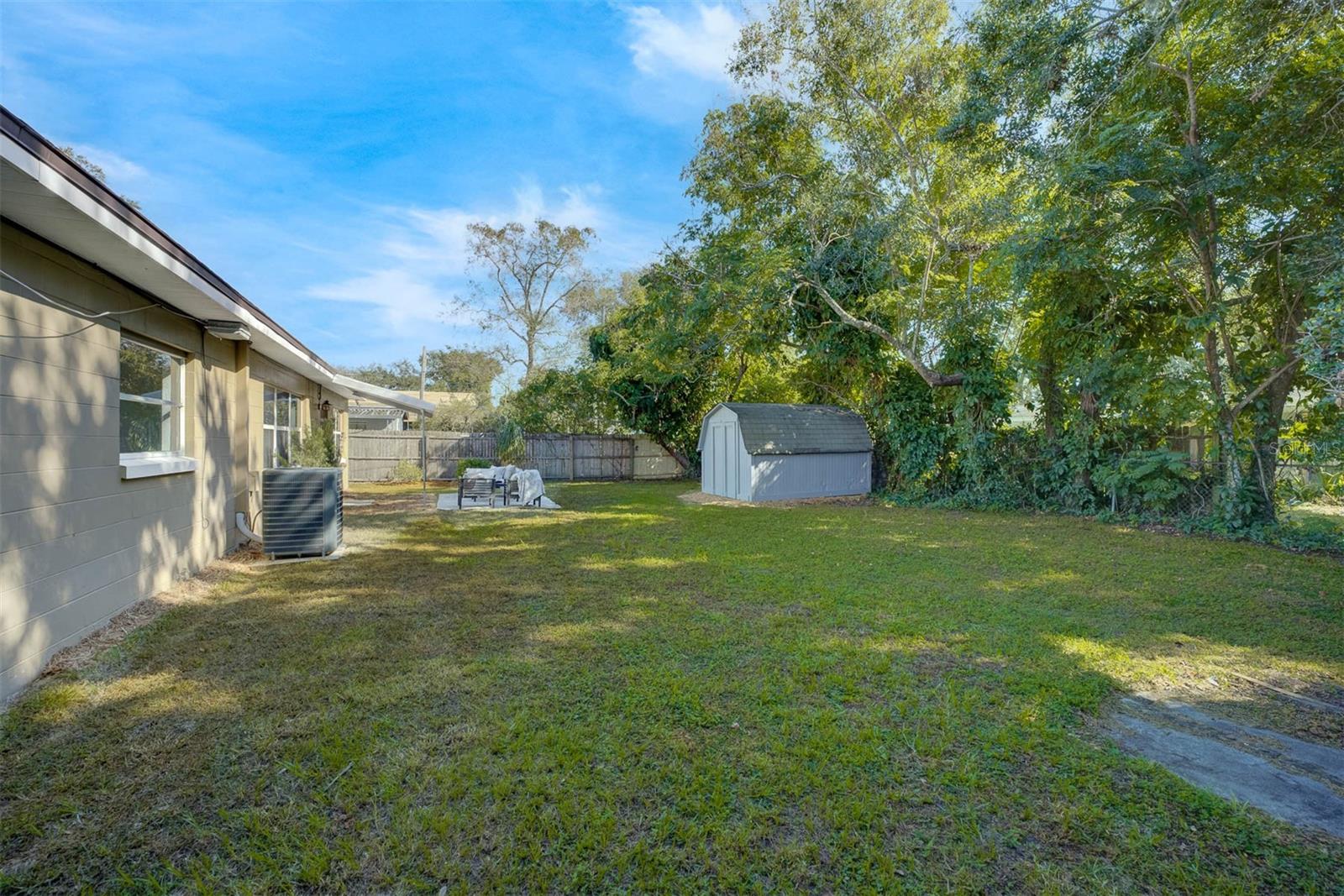 816 PERSHING AVE