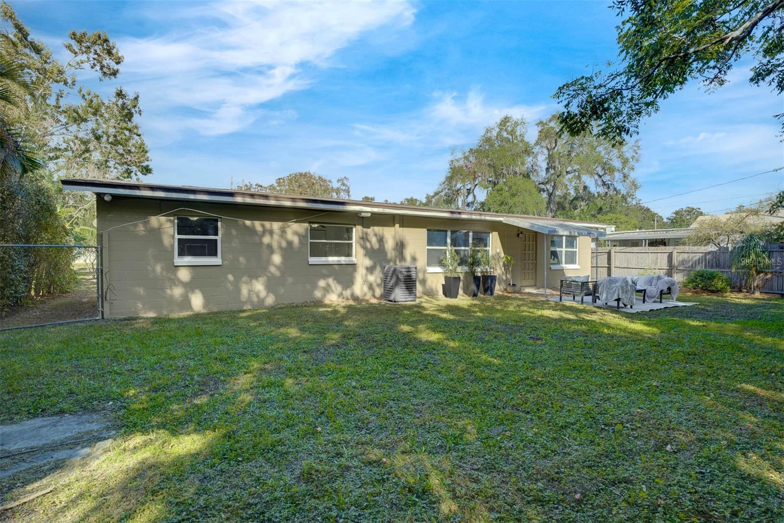 816 PERSHING AVE