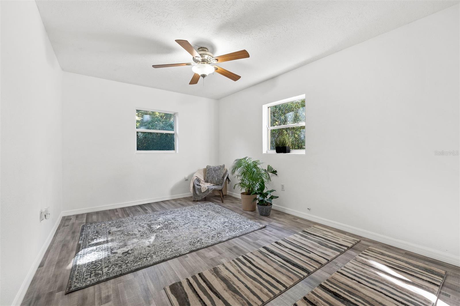 816 PERSHING AVE