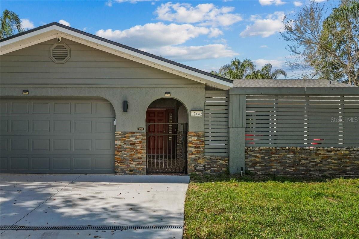 12442 SUNSHINE DR