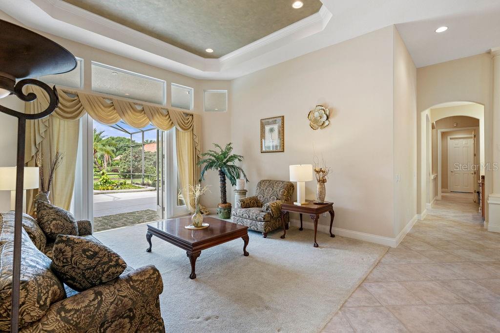 9138 PINNACLE CIR