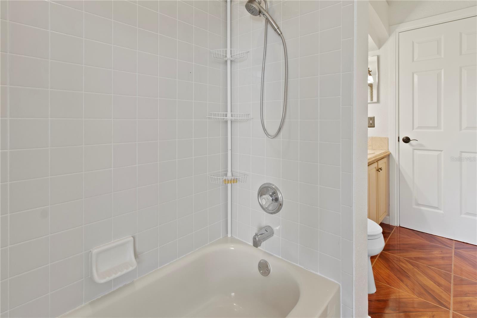 1254 SHELTER ROCK RD