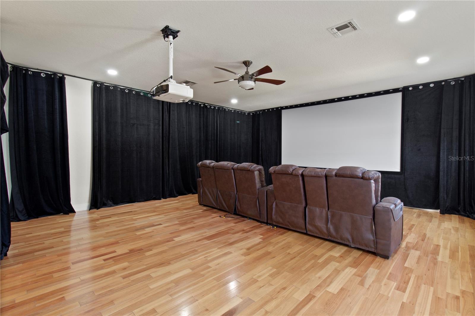 1254 SHELTER ROCK RD