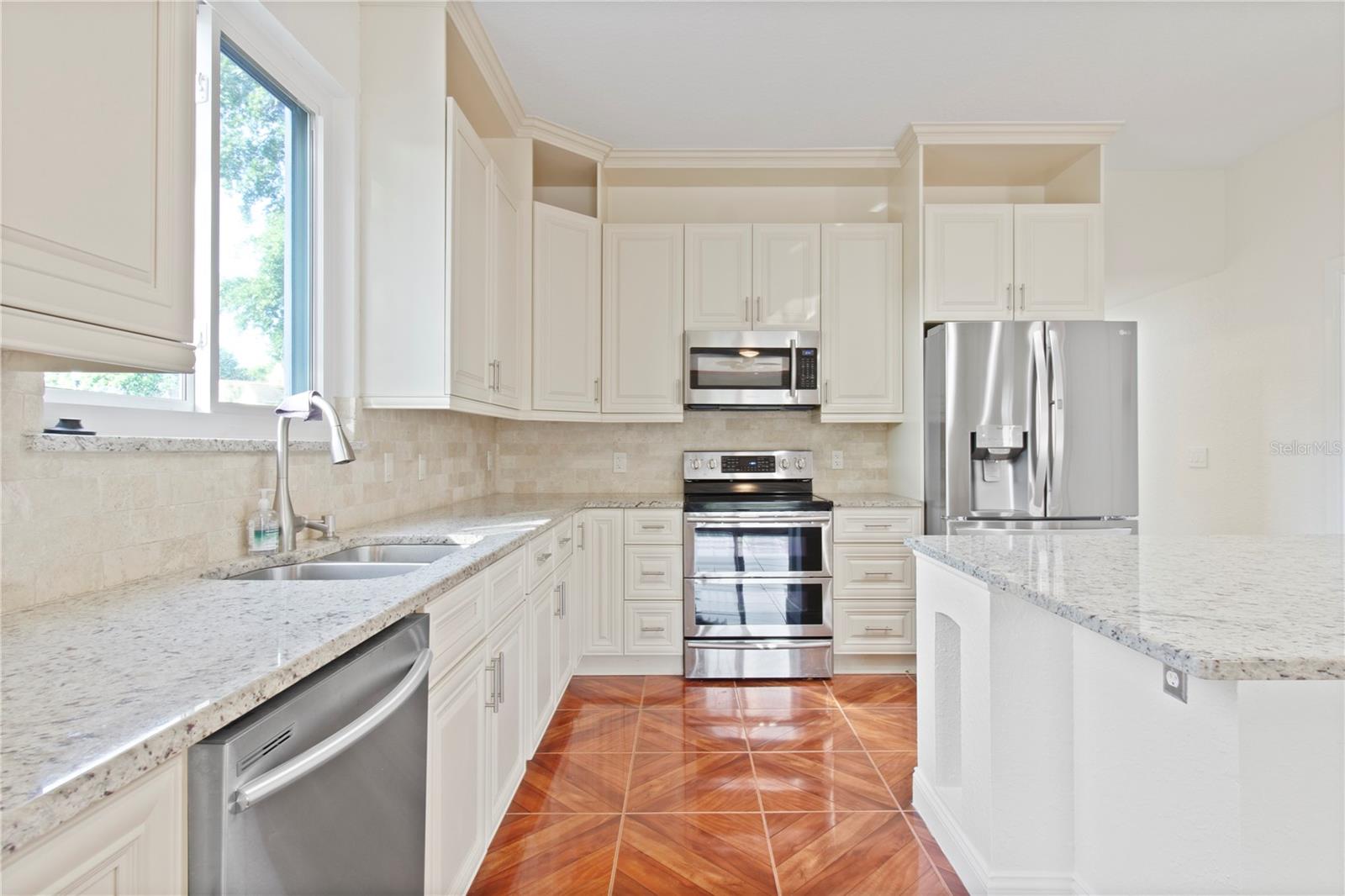 1254 SHELTER ROCK RD