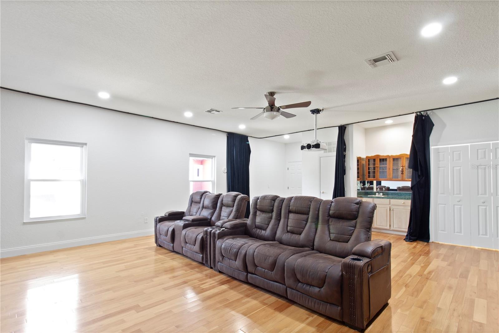 1254 SHELTER ROCK RD