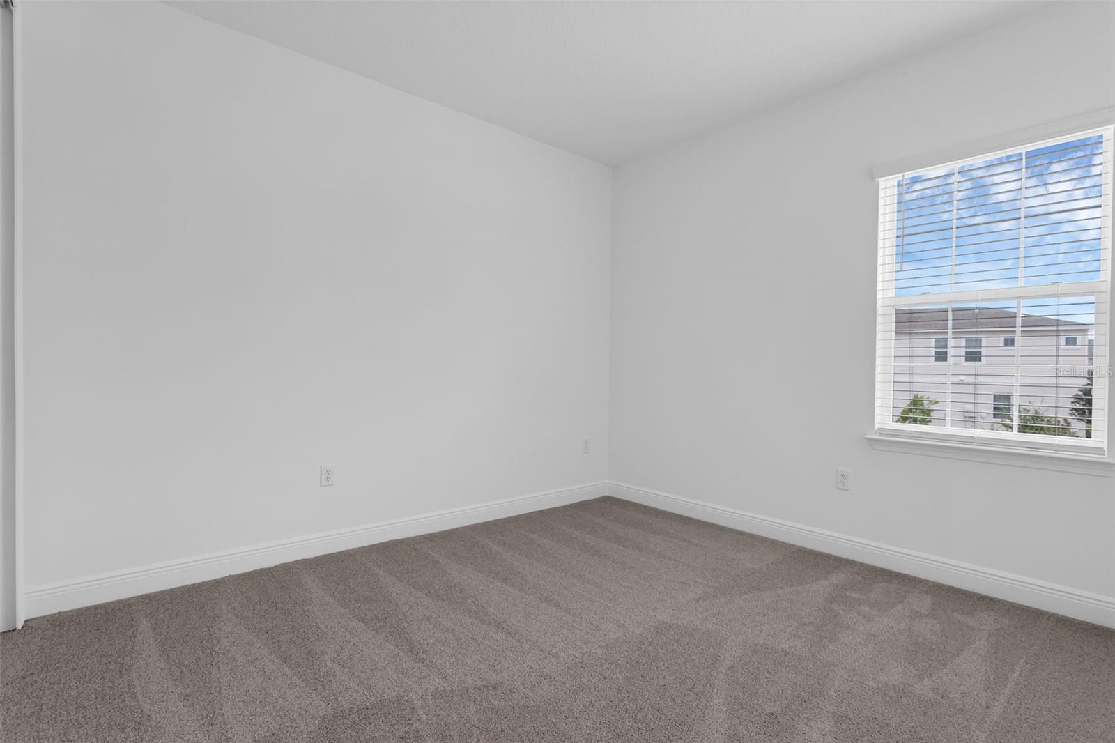 16962 HAMLIN OASIS LOOP