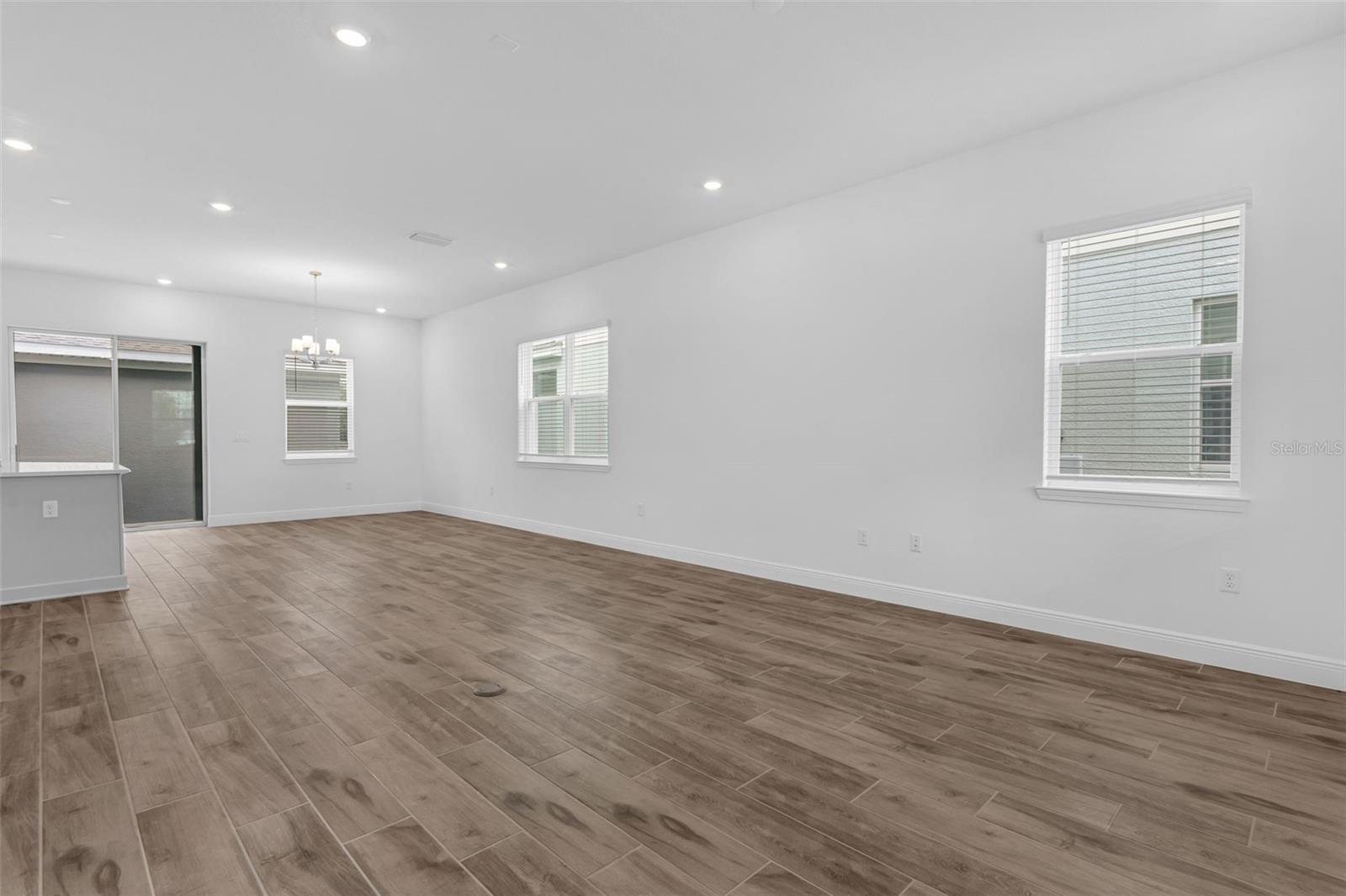 16962 HAMLIN OASIS LOOP