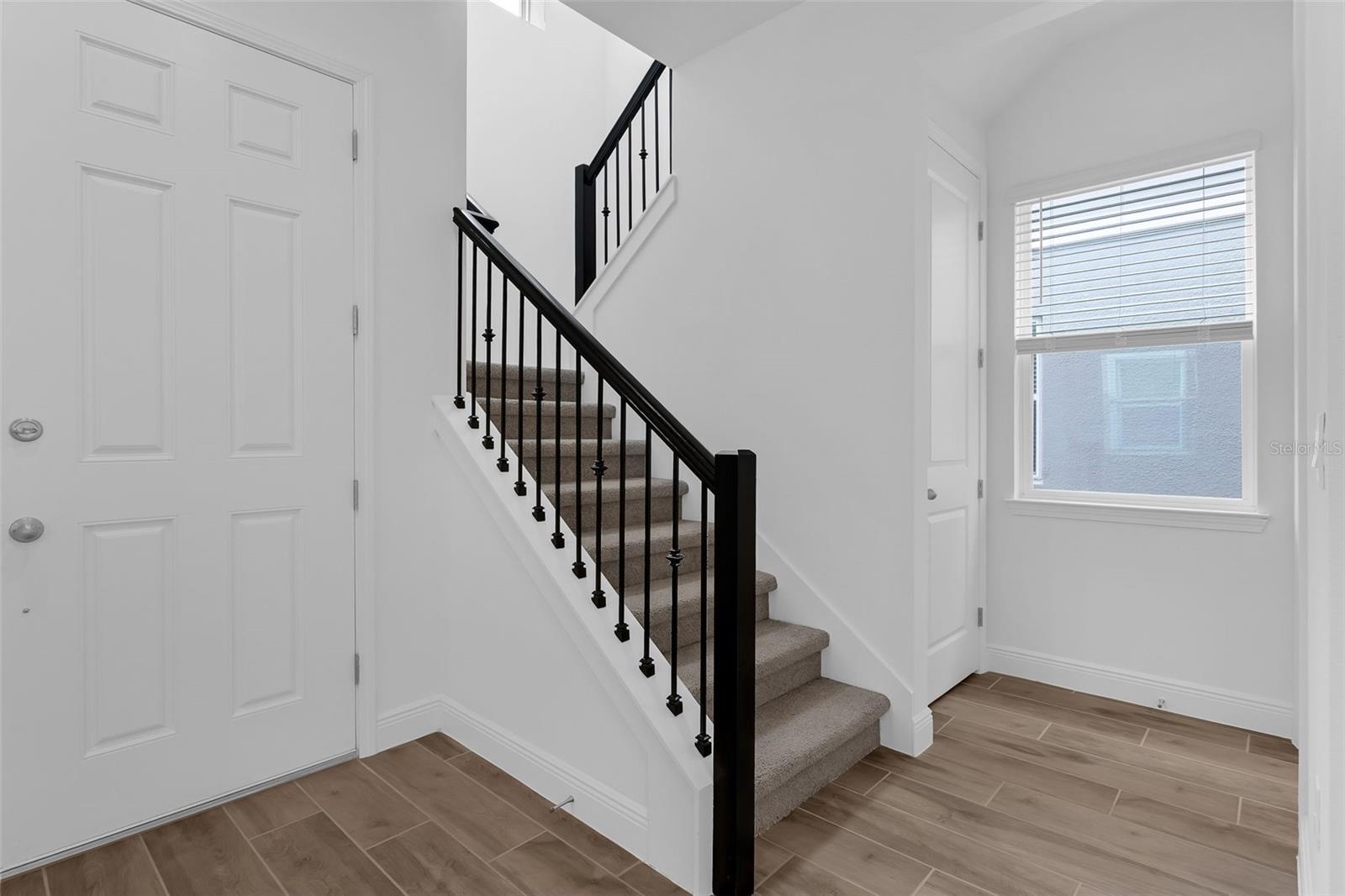 16962 HAMLIN OASIS LOOP