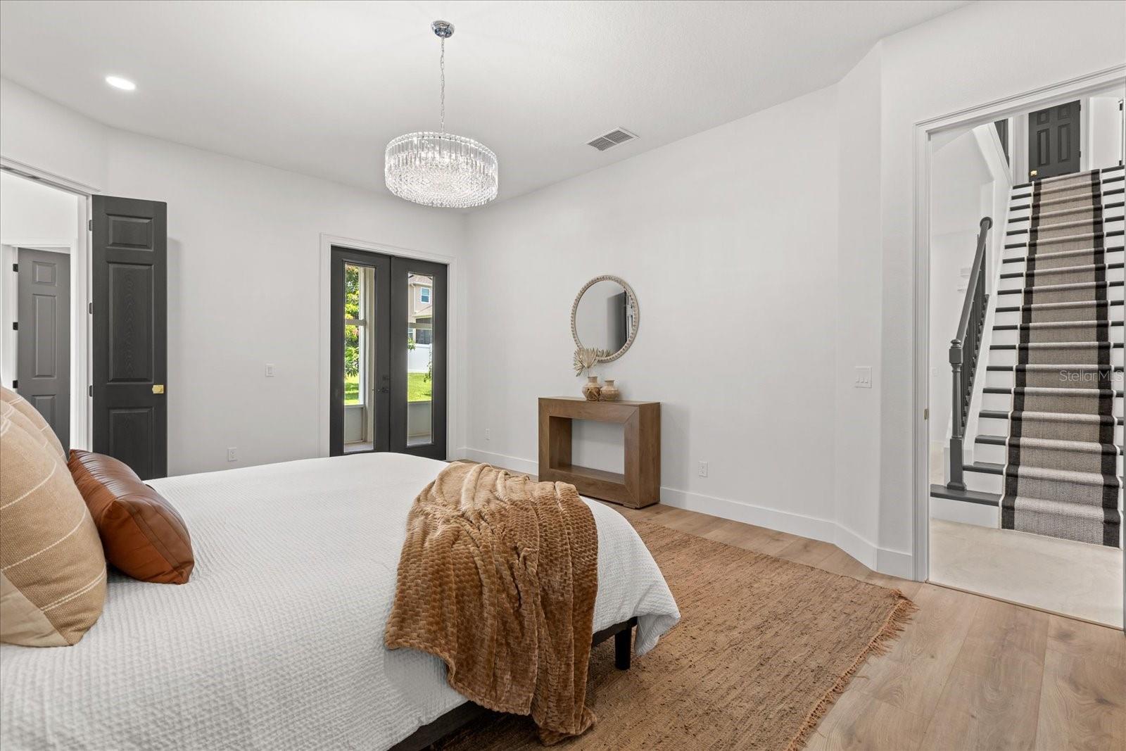 619 LARGOVISTA DR