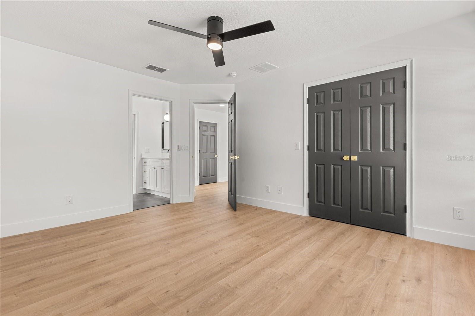 619 LARGOVISTA DR
