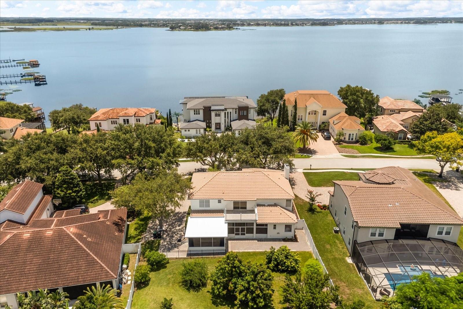 619 LARGOVISTA DR