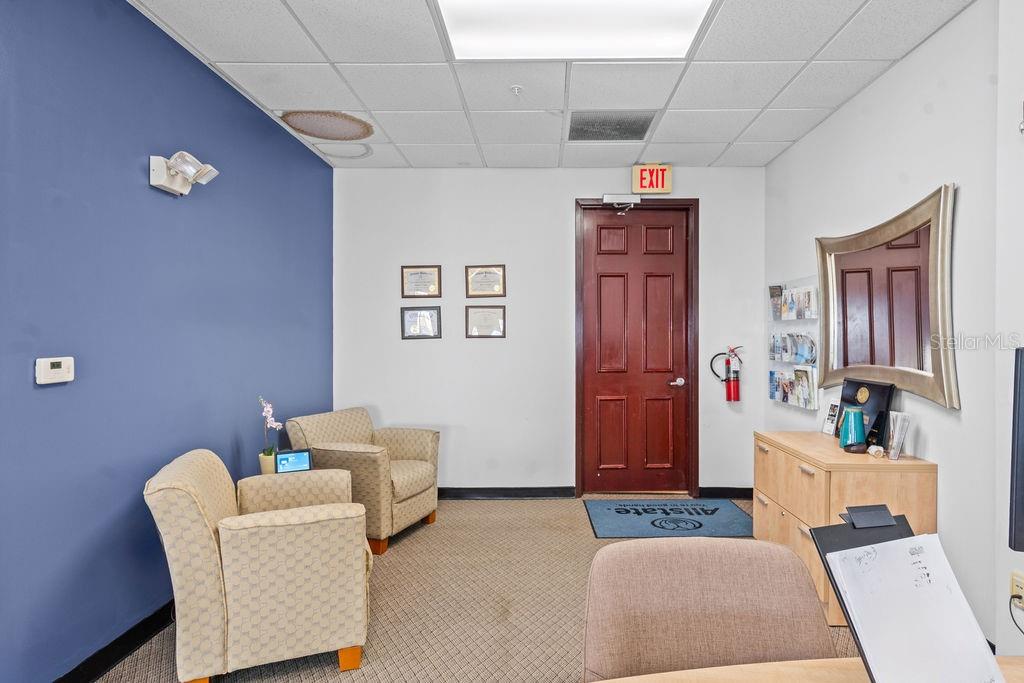 2295 S HIAWASSEE RD #404