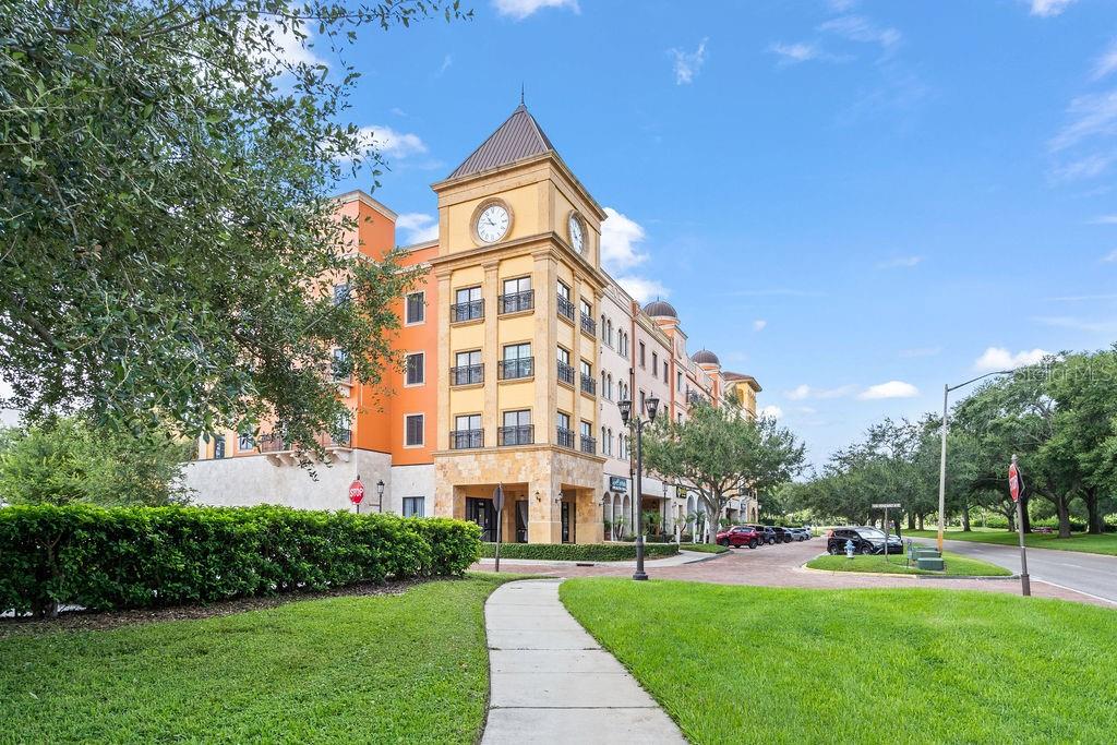 2295 S HIAWASSEE RD #404