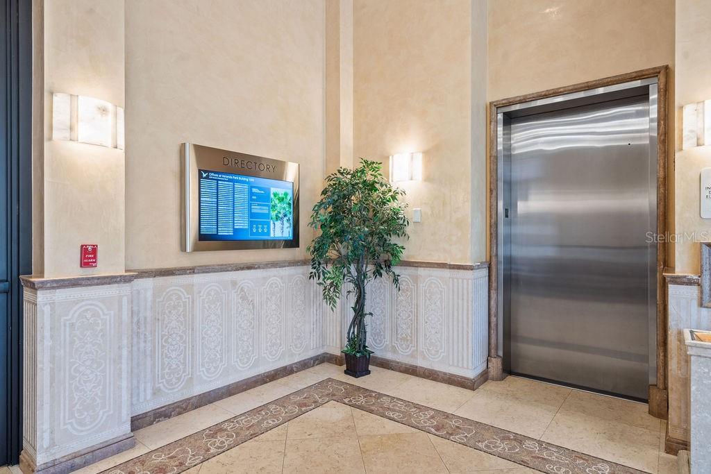 2295 S HIAWASSEE RD #404