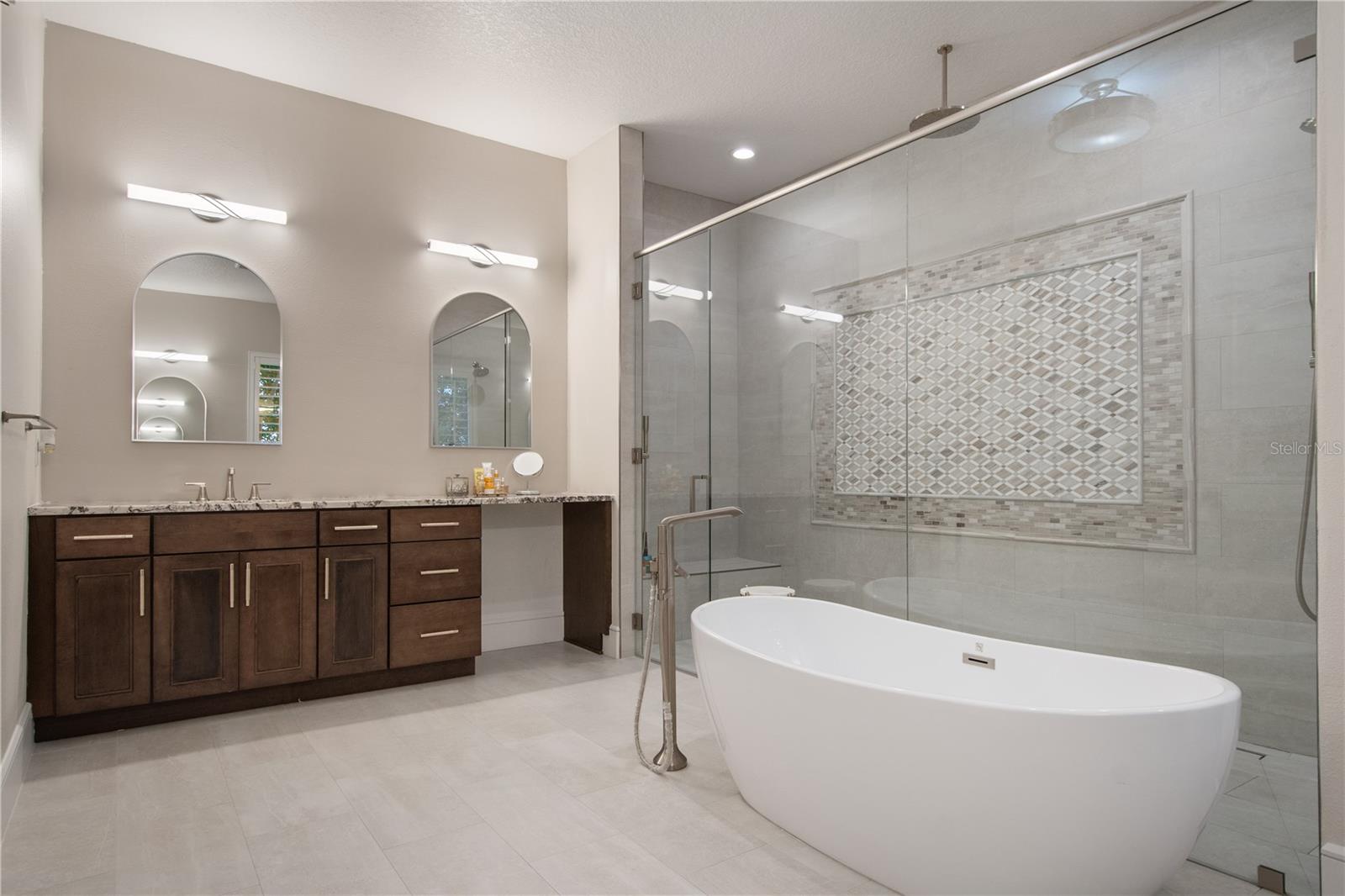 15681 PANTHER LAKE DR