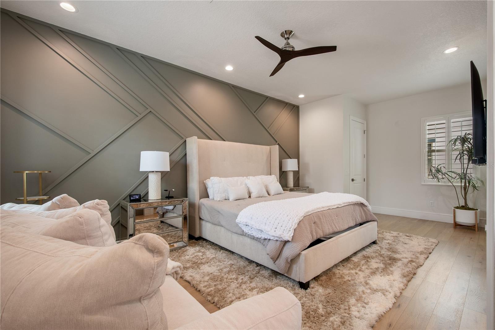 15681 PANTHER LAKE DR