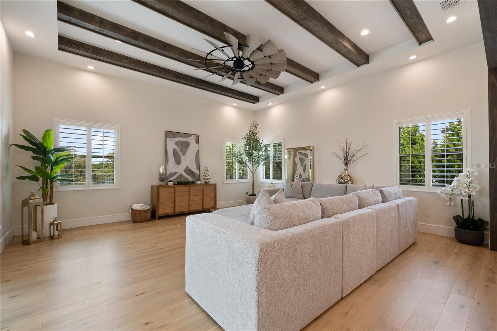 15681 PANTHER LAKE DR