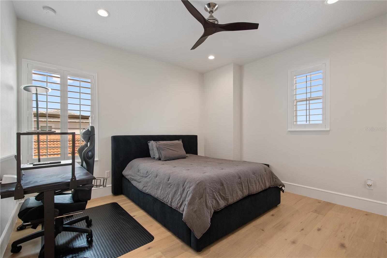 15681 PANTHER LAKE DR