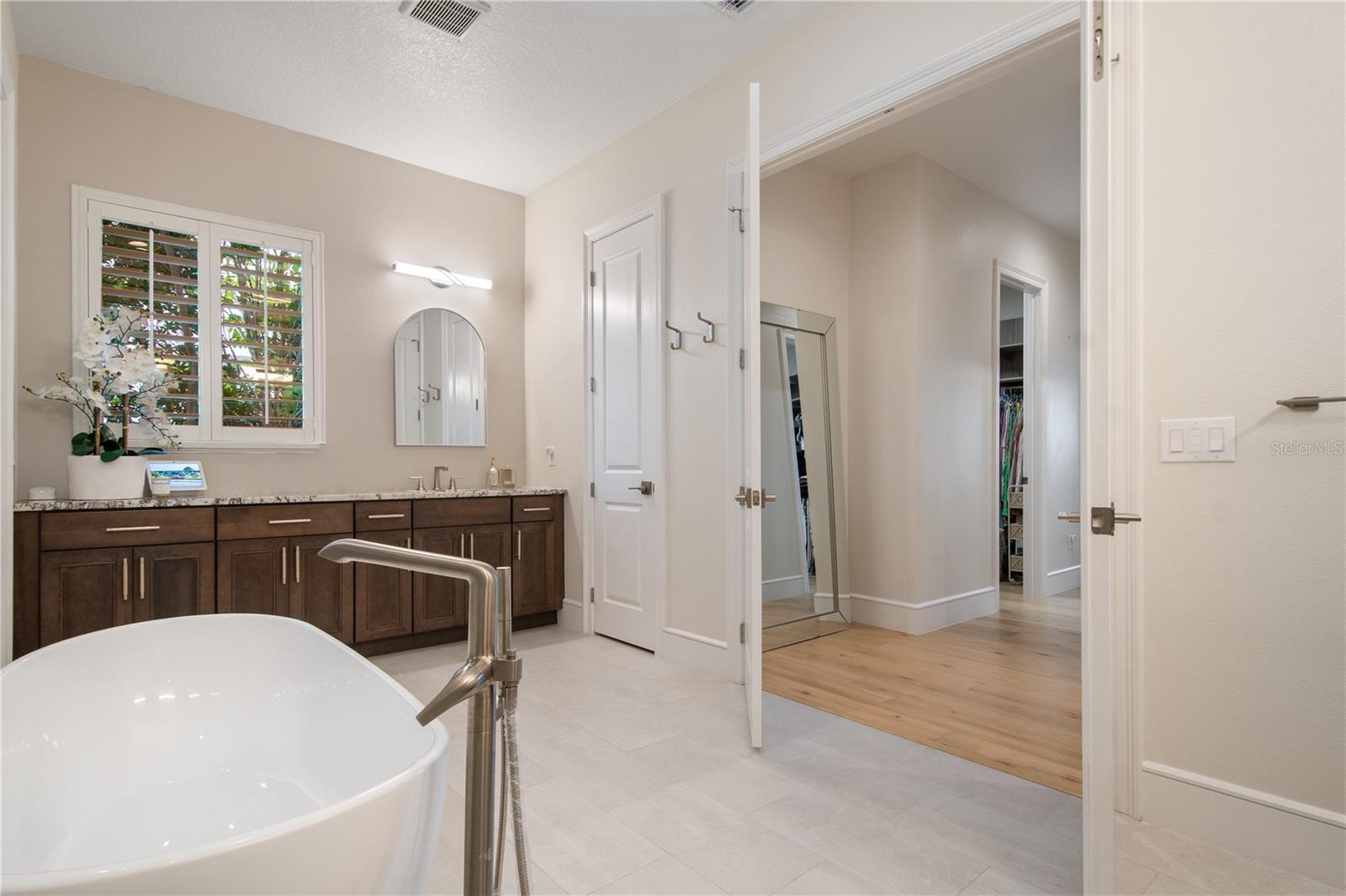 15681 PANTHER LAKE DR