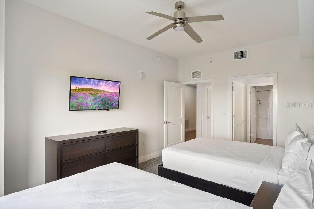 14501 GROVE RESORT AVE #2423