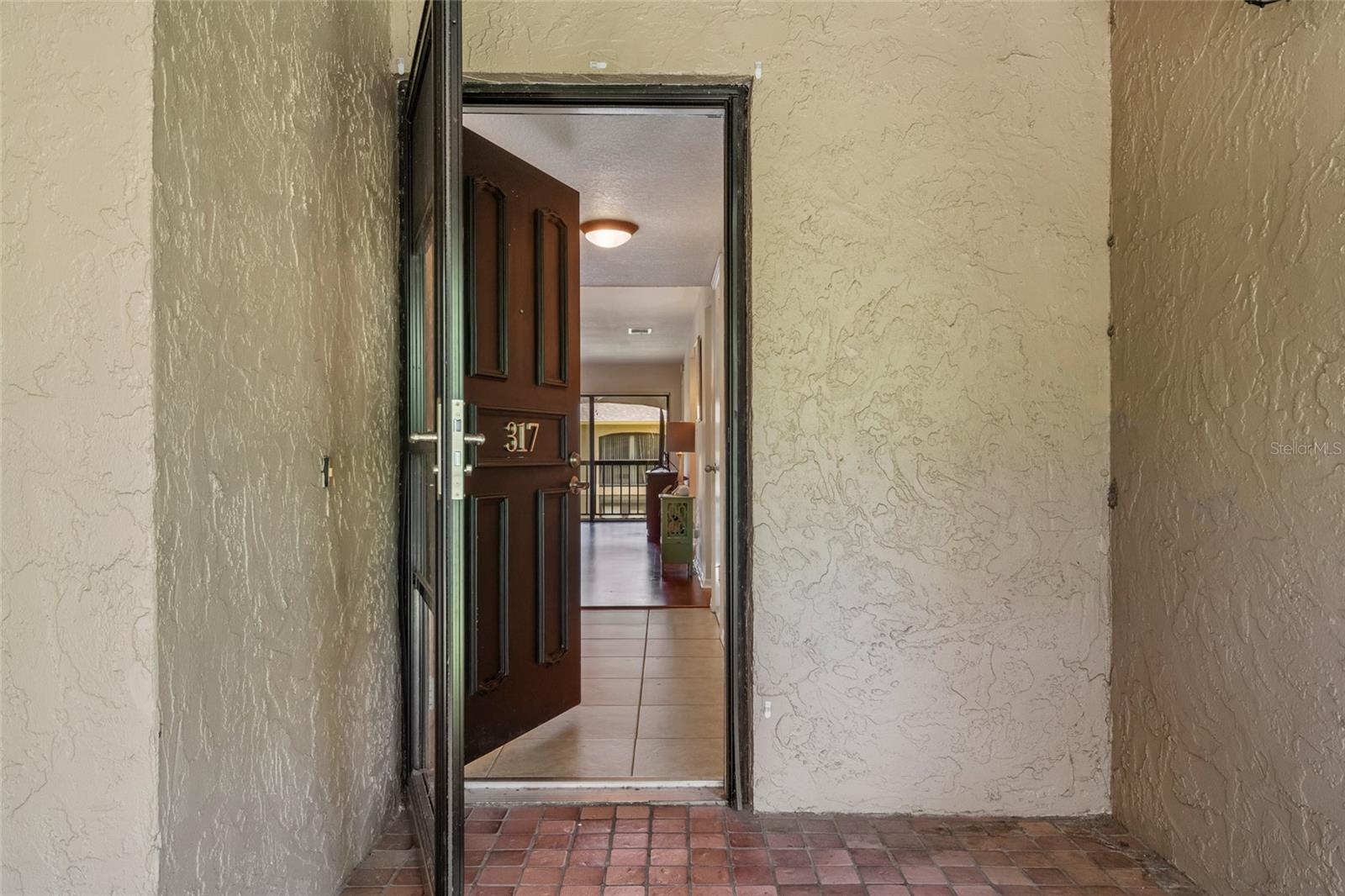 1055 KENSINGTON PARK DR #317