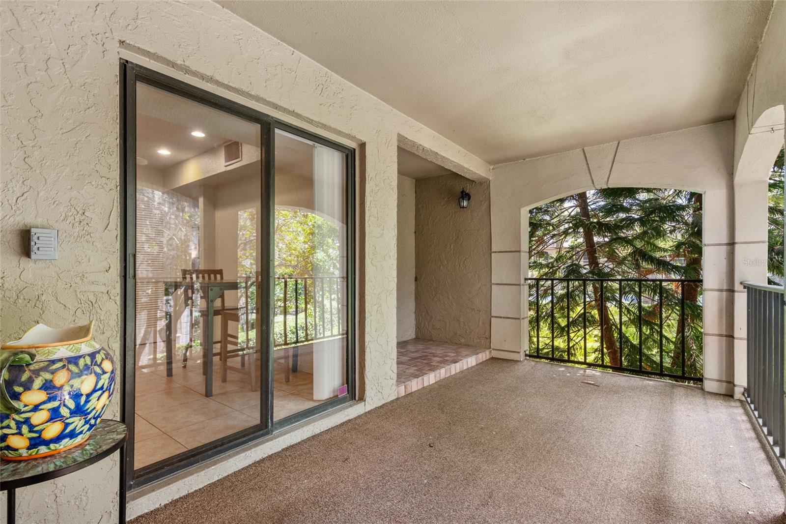 1055 KENSINGTON PARK DR #317