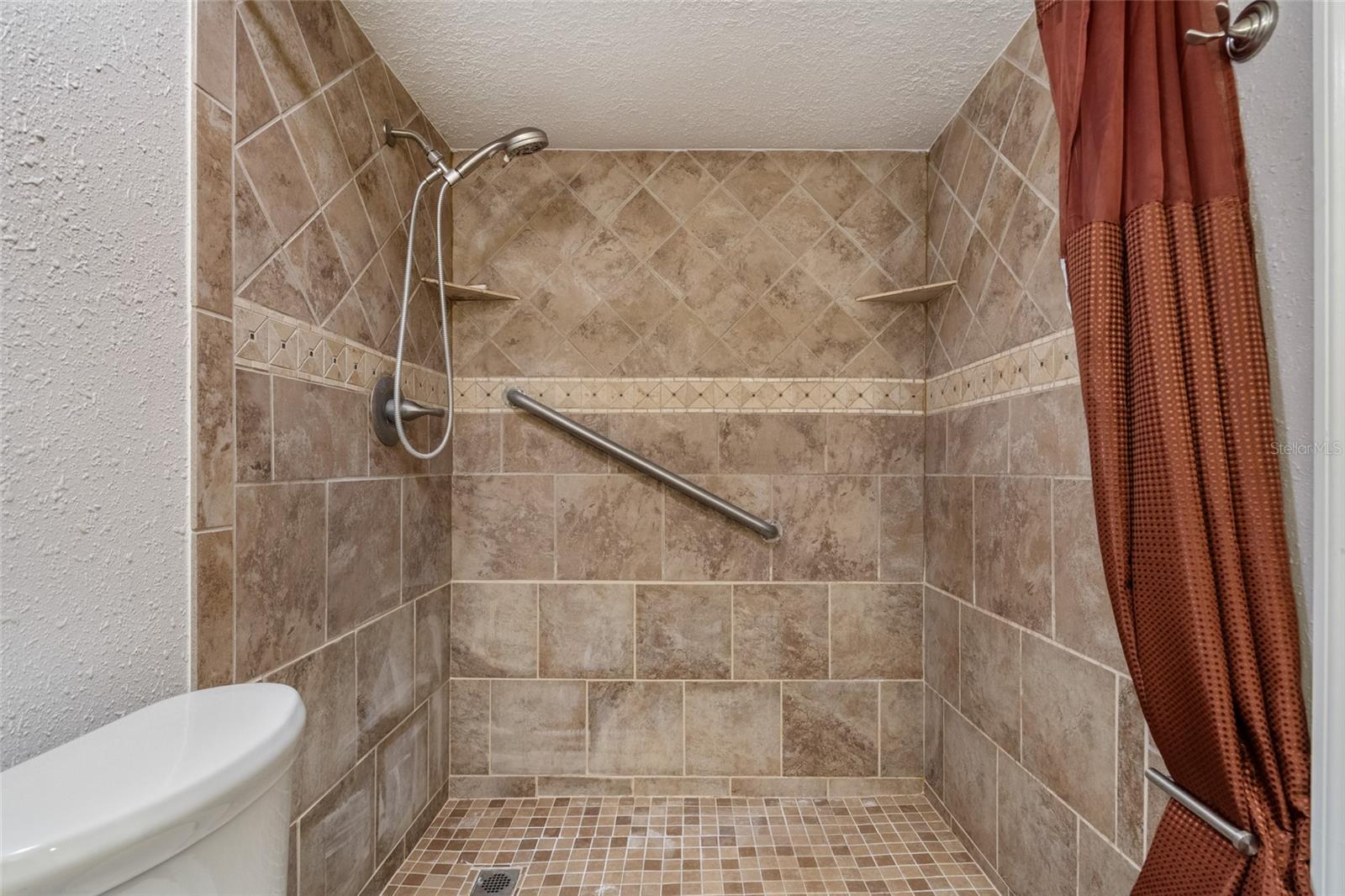 1055 KENSINGTON PARK DR #317