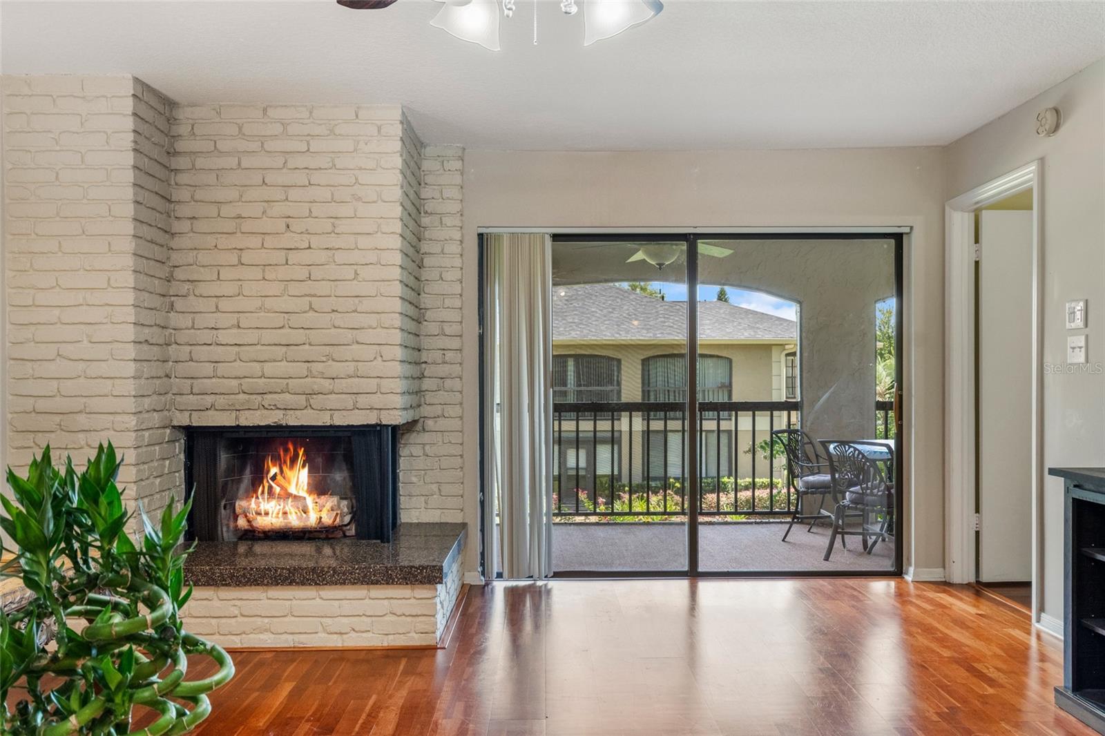 1055 KENSINGTON PARK DR #317