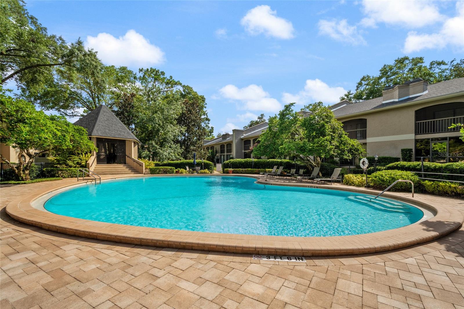 1055 KENSINGTON PARK DR #317