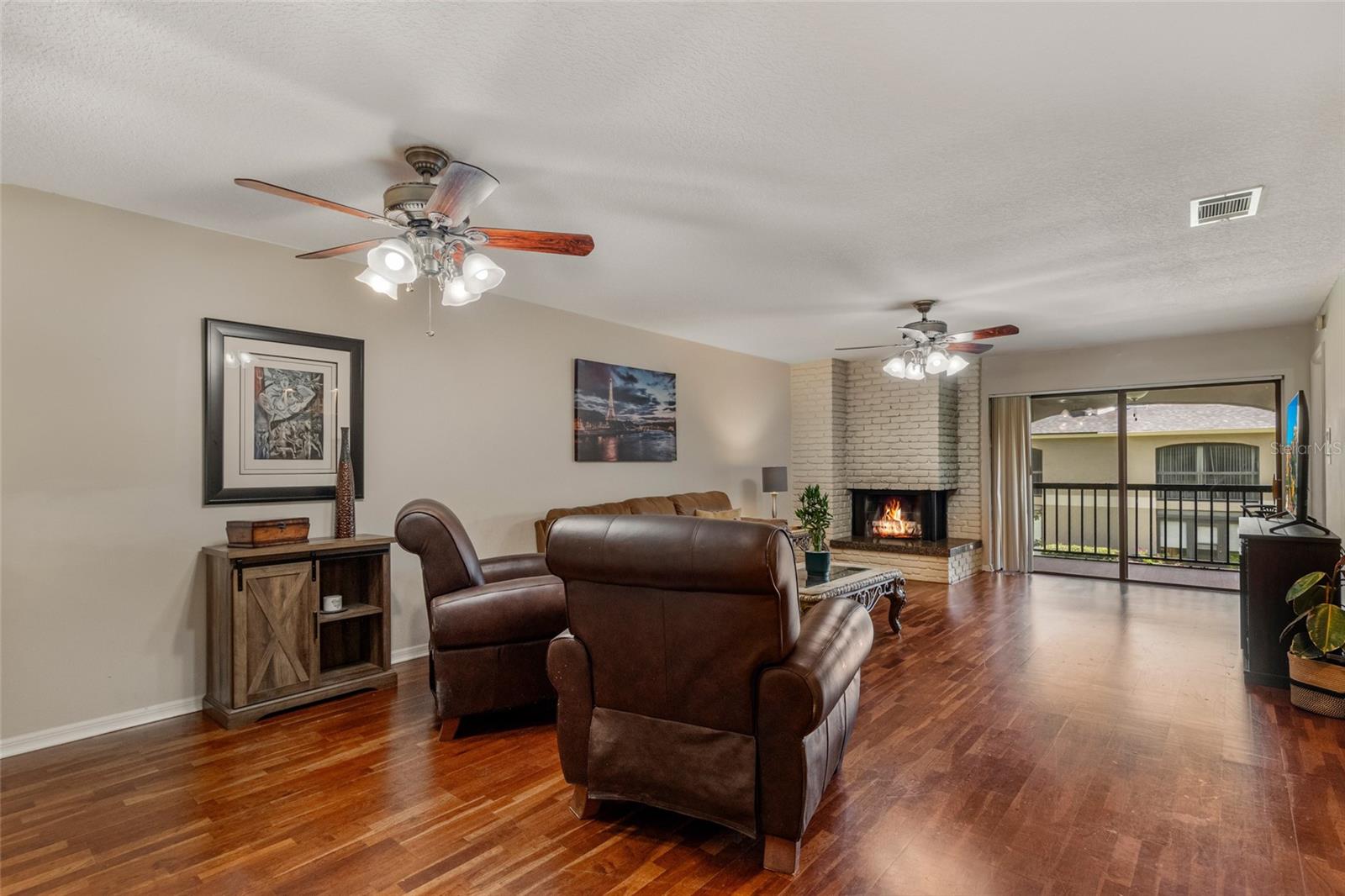 1055 KENSINGTON PARK DR #317